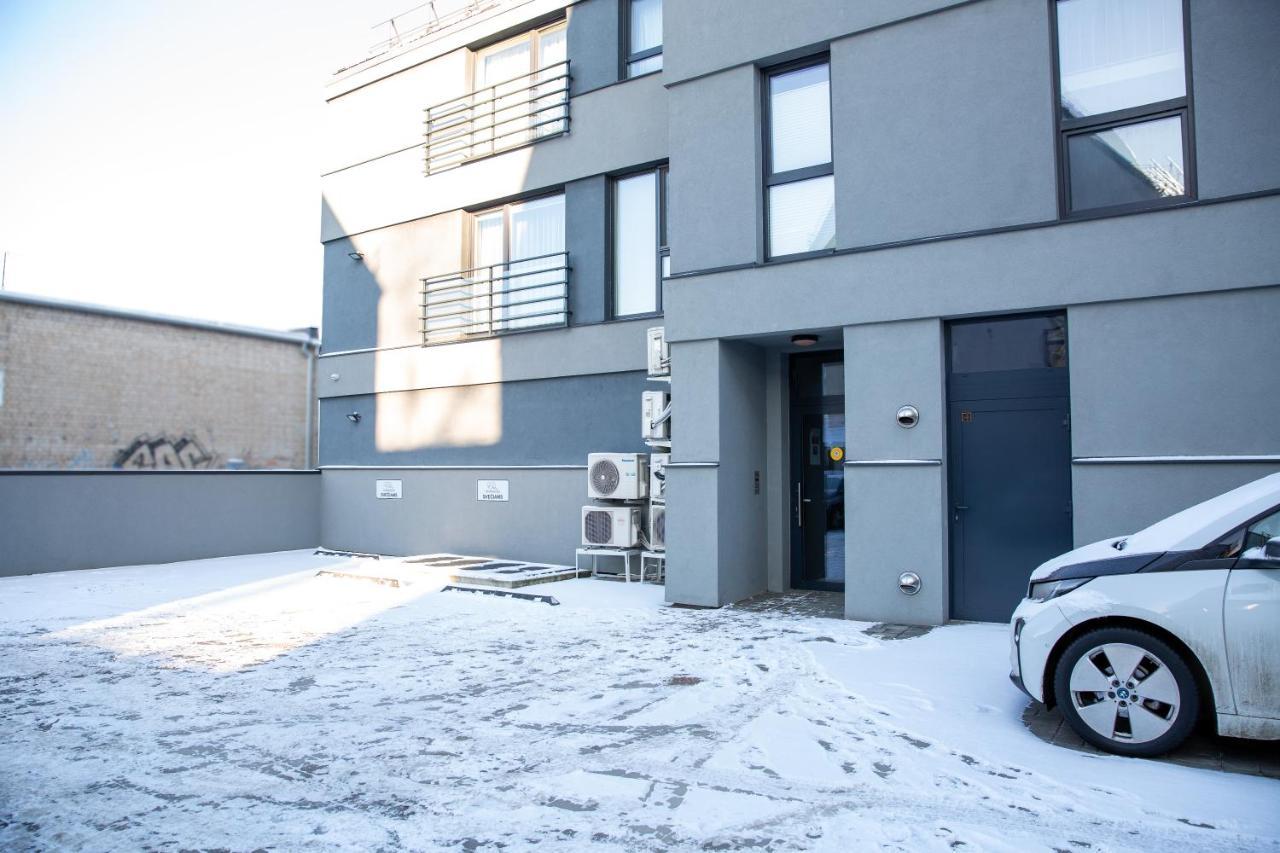 Luxurious Blue&Yellow Apartment In Kaunas Center Bagian luar foto